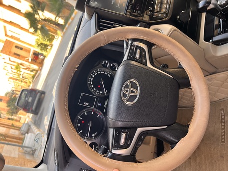 Al Rakah Al Janubiyah, Vehicles, Cars & Trucks , SAR 185000,  Toyota Land Cruiser,  2020,  Automatic,  138500 KM,  Toyota- Land Cruiser  - V8, Gand Touring- Non Accident