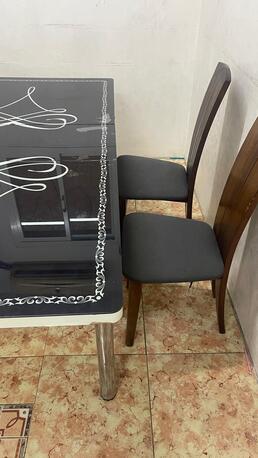 Al Malaz, Household Items, SAR 200,  Dinning Table Extendable Table With Complimentry Dinning Chair
