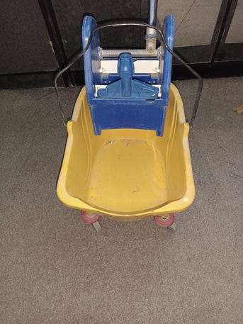 Riyadh, Household Items, SAR 125,  Cleaning Backet With Mop