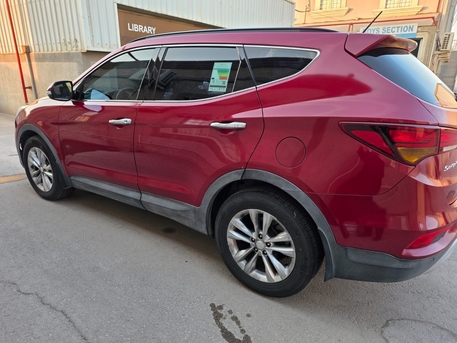 Jubail, Vehicles, Cars & Trucks , SAR 65000,  Hyundai Santa Fe,  2018,  Automatic,  73000 KM,  Hyundai Santafe Red Mid Option In New Like Condition For Sale REDUCED PRICE FOR QUICK SALE
