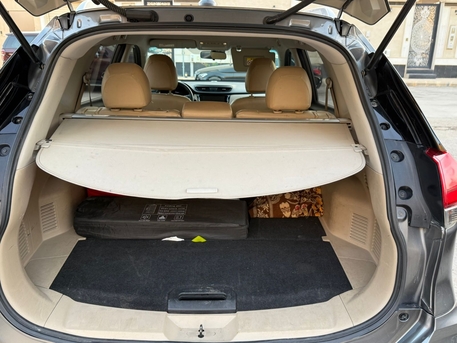 Riyadh, Vehicles, Cars & Trucks , SAR 48000,  Nissan X-Trail,  2018,  Automatic,  218000 KM,   SV  &ndash; AWD