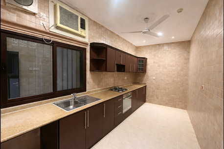 Manama, Real Estate For Sale, BHD 36000,  2 BR,  80 Sq. Meter,  For Sale: Apartment In Jeblat Hebshi Area.