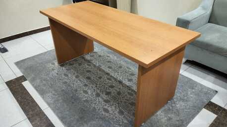 Tabuk City, Furniture, SAR 185,  Wooden Table - Heavy - Good Condition