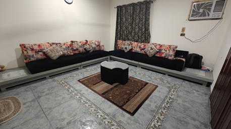 Jeddah, Furniture, SAR 500,  🛋️ Sofa Set For Sale - L-Shaped, 8-10 Seater With Center Table