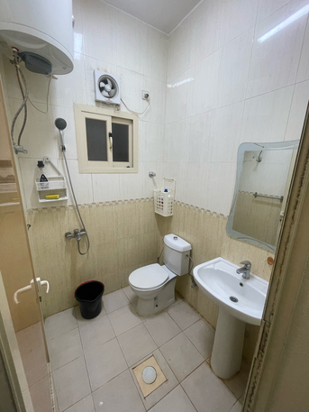 Khobar, Rooms for Rent, SAR 1250/month,  Furnished,  Executive Bachelor Room Available In Aqrabiyah, Khobar