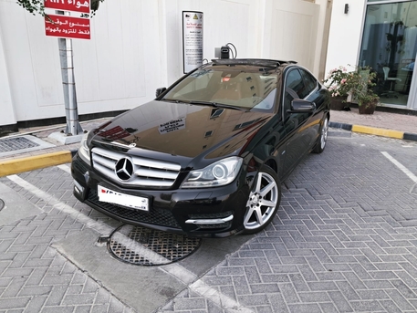 Manama, Vehicles, Cars & Trucks , BHD 2950,  Mercedes-Benz C,  2012,  Automatic,  160000 KM,