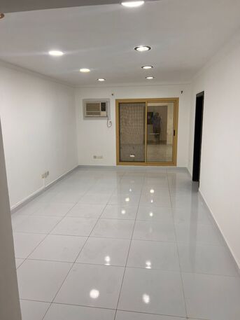 Gudaibiya, Apartments/Houses, BHD 220/month,  2 BR,  Flat For Rent In Gudaibiya Narby BBK Bank