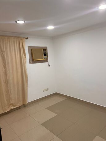 Gudaibiya, Apartments/Houses, BHD 220/month,  2 BR,  Flat For Rent In Gudaibiya Narby BBK Bank