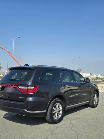 Manama, Vehicles, Cars & Trucks , BHD 4500,  Dodge Durango,  2014,  Automatic,  180000 KM,   Durango , Well Maintained, Agent Condition , Very Clean