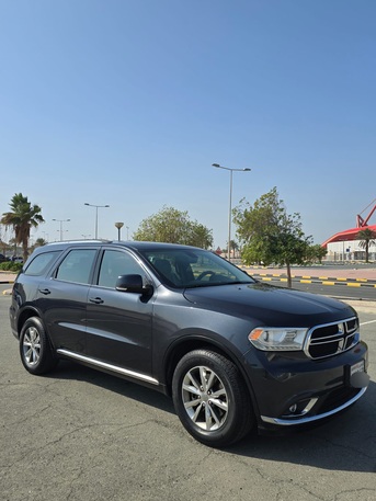 Manama, Vehicles, Cars & Trucks , BHD 4500,  Dodge Durango,  2014,  Automatic,  180000 KM,   Durango , Well Maintained, Agent Condition , Very Clean
