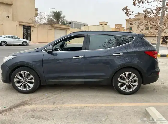 Riyadh, Vehicles, Cars & Trucks , SAR 37000,  Hyundai Santa Fe 2.OD,  2015,  Automatic,  236000 KM,  , , Diesel, 7 Seats, Full Option