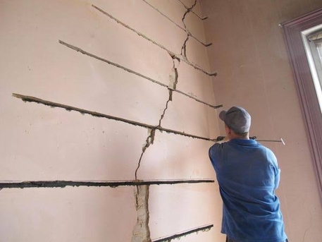 Riyadh, Construction, Concret And Walls Craks , Repairing With Engineering