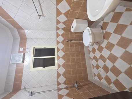 Zinj, Apartments/Houses, BHD 290/month,  Furnished,  2 BR,  -Very Bright Fully Furnished 2 BHK Balcony Family Flat With Ewa, Parking @290/BD In Zinj