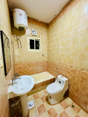 Khobar, Apartments/Houses, SAR 26500/year,  3 BR,  3bhk + Hall + Kitchen + Bathroom ( Next To International School)