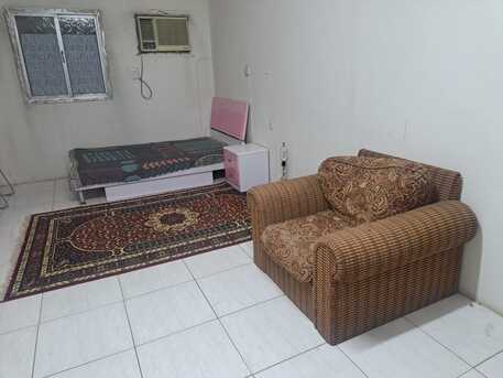 Al Malaz, Rooms Available, SAR 1300/month,  Furnished,  A Large Furnished Room For Rent &mdash; Executive Bachelor Only Rent: SR 1300 Per Month
