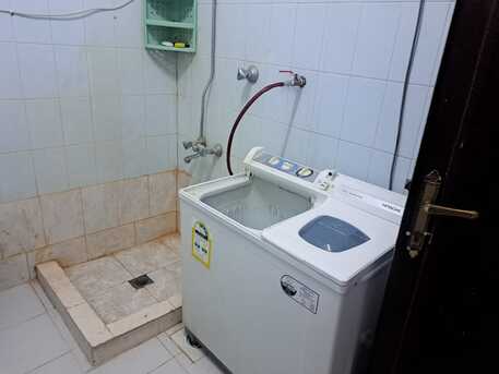 Al Malaz, Rooms for Rent, SAR 1400/month,  Furnished,  Large Furnished Room For Rent &mdash; Executive Bachelor Only Rent: SR 1400 Per Month