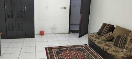 Al Malaz, Rooms for Rent, SAR 1400/month,  Furnished,  Large Furnished Room For Rent &mdash; Executive Bachelor Only Rent: SR 1400 Per Month
