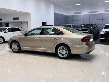 Manama, Vehicles, Cars & Trucks , BHD 3900,  Volkswagen Passat,  2017,  Automatic,  76000 KM,    (Gold)
