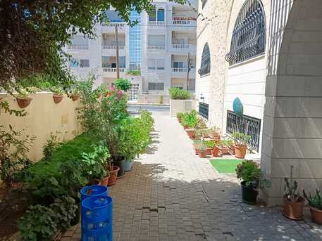 Abdoun, Apartments/Houses, JOD 23000/year,  4 BR,  325 Sq. Meter,  Ground Floor Apartment For Rent In Abdoun