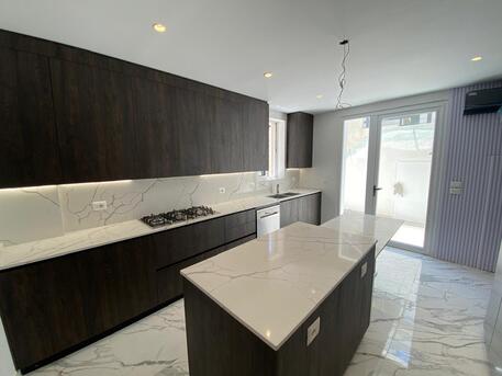 Abdoun, Apartments/Houses, JOD 22000/year,  3 BR,  250 Sq. Meter,  Semi Ground Apartment For Rent In Abdoun