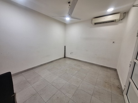 Zinj, Apartments/Houses, BHD 150/month,  Studio,  #1BATHROOM Kitchen With Electricity