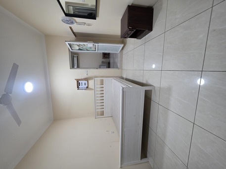Mahooz, Apartments/Houses, BHD 200/month,  1 BR,  ?1BATHROOM Hall Kitchen Fully Furnished With Electricity