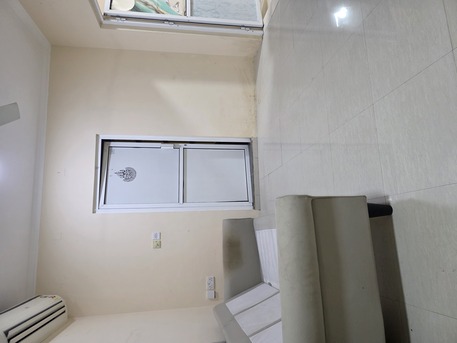 Mahooz, Apartments/Houses, BHD 200/month,  1 BR,  ?1BATHROOM Hall Kitchen Fully Furnished With Electricity