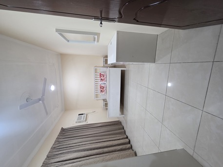 Mahooz, Apartments/Houses, BHD 300/month,  2 BR,  &2BATHROOM Hall Kitchen Fully Furnished With Electricity Balcony Car Parking
