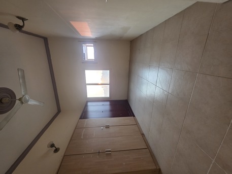 Zinj, Apartments/Houses, BHD 180/month,  2 BR,  +ATHROOM Hall Kitchen  Without Electricity  Car Parking