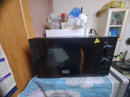Al Malaz, Household Items, SAR 140,  20 Litre Black And Decker Microwave