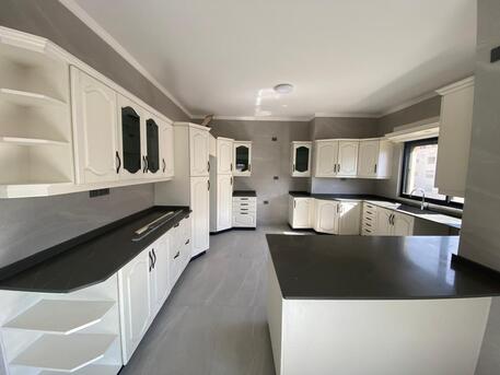 Amman, Apartments/Houses, JOD 10000/year,  4 BR,  300 Sq. Meter,  Full Floor Apartment For Rent In Al Swafiyieh