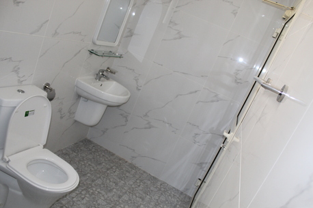 Riffa, Apartments/Houses, BHD 210/month,  2 BR,  150 Sq. Meter,  Luxurious 2 BHK Semi Furnished Flat For Rent In Riffa Near Exotic Car