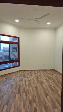 Manama, Housing Exchanges, BHD 170/month,  Studio,  Studio Flat For Rent In Seef With EWA | With AC