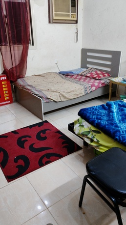 Jeddah, Bedspace Available, SR 450/month,  Totally 2 Bed In Room. Gentleman Person Require
