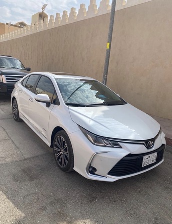 Riyadh, Pick Up & Drop Off, Ford Expedition 7 Seater & Toyota Corolla Available For Pick & Drop Any Where In Riyadh