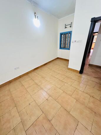 Gudaibiya, Apartments/Houses, BHD 190/month,  2 BR,  Flat For Rent In Gudaibiya With EWA Near Divya Textiles
