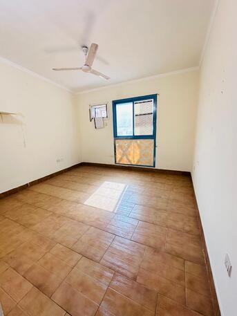 Gudaibiya, Apartments/Houses, BHD 190/month,  2 BR,  Flat For Rent In Gudaibiya With EWA Near Divya Textiles