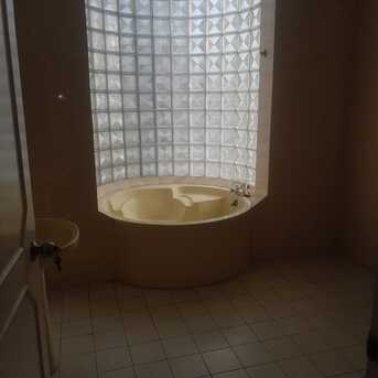 Manama, Villas, BHD 1000,  200 Sq. Meter,  #للايجار فيلا سكنيه في منطقه الزنج قري