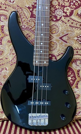 Riyadh, Musical Instruments, SAR 750,  Bass Guitar Yamaha TRBX174 With Free Softcase
