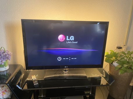 Riyadh, Appliances, SAR 250,  LG TV