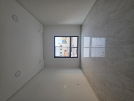 Zinj, Apartments/Houses, BHD 300/month,  2 BR,  * Brand New* Semi Furnished Spacious 2 BHK Flat Without Ewa & Parking@300/BD In Zinj