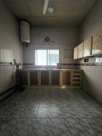 Zinj, Apartments/Houses, BHD 190/month,  2 BR,  - Neet & Clean UN Furnished 2 BHK Flat Without Ewa @190/BD In Zinj