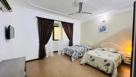 Busaiteen, Apartments/Houses, BHD 400/month,  3 BR,  Flat 3bhk F.furnished Busaiteen Inclusive