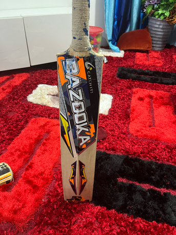 Al Khobar Al Shamalia, Sporting Goods, SAR 40,  🏏 Bazooka Kashmir Willow Cricket Bat &ndash; Excellent Condition