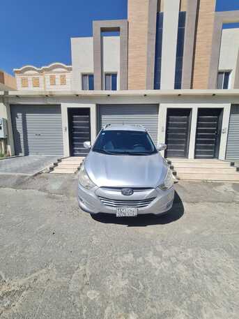 Abha, Vehicles, Cars & Trucks , SAR 26500,  Hyundai Tucson,  2011,  Manual,  486000 KM,    2.0 Cc 4WD