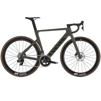 Jakarta, Bicycles, USD 3360,  2025 Canyon Aeroad CF SLX 7 AXS Road Bike (INDORACYCLES)