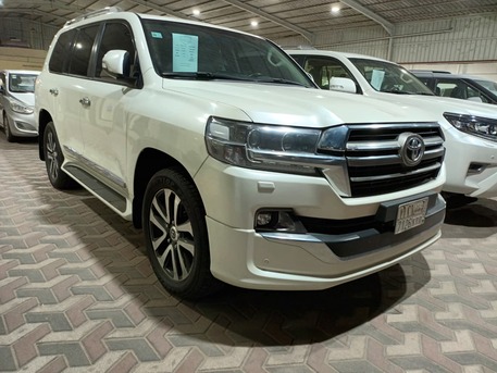 Jubail, Vehicles, Cars & Trucks , SAR 210000,  Toyota Land Cruiser,  2019,  Automatic,  126000 KM,  FOR SALE