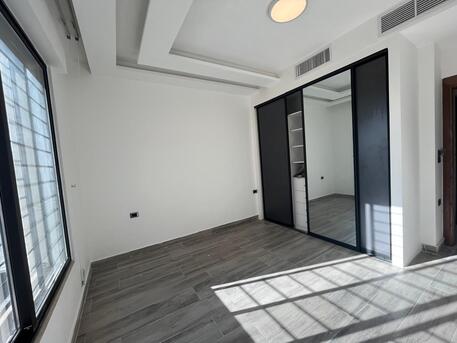 Amman, Apartments/Houses, JOD 19000/year,  3 BR,  200 Sq. Meter,  Ground Floor Apartment For Rent In Jabal Amman