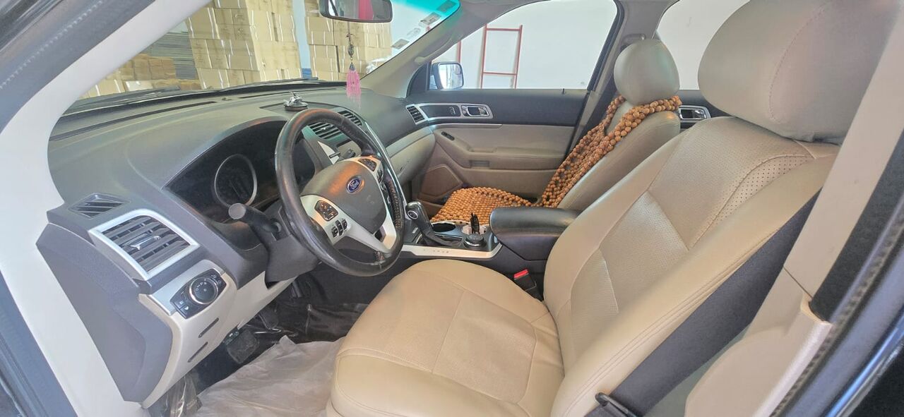 Dammam, Vehicles, Cars & Trucks , SAR 28000,  Ford Explorer,  2012,  Automatic,  400000 KM,  Car For Sale ( Black Color)