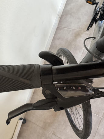 Khobar, Bicycles, SAR 2000,  Gray Trek Bicycle